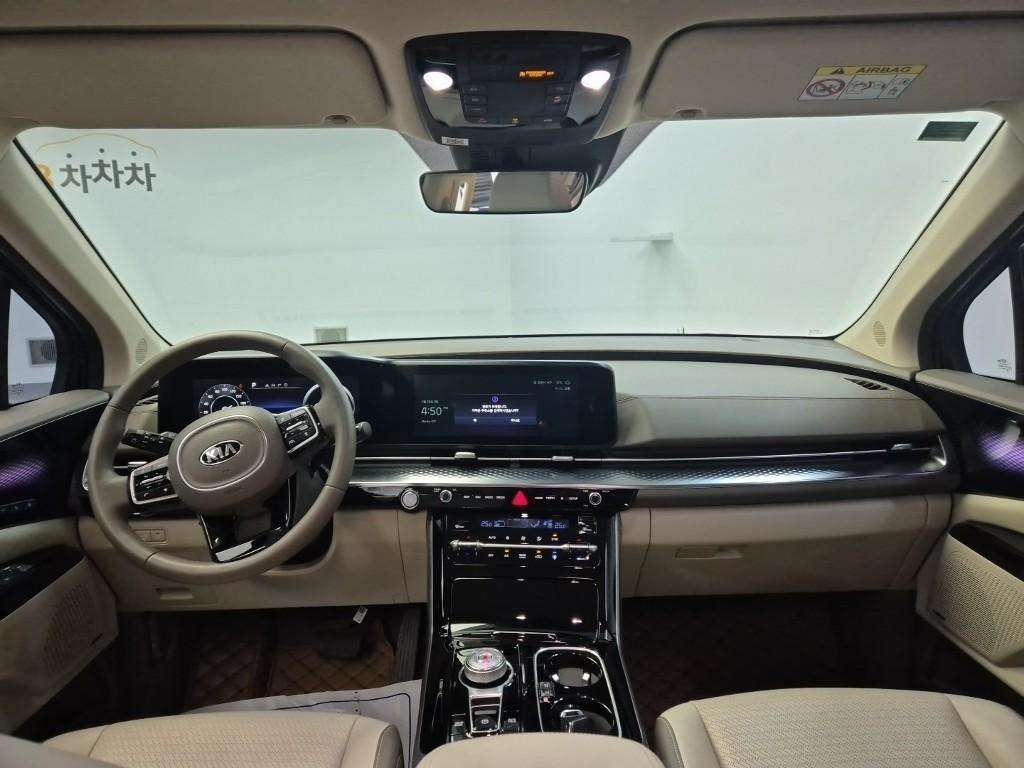 KIA Carnival - Vista 7