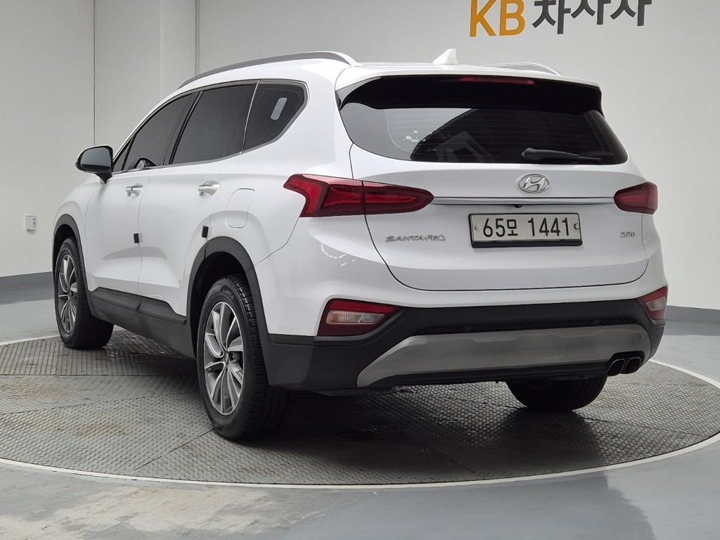 HYUNDAI Santa Fe - Vista 2