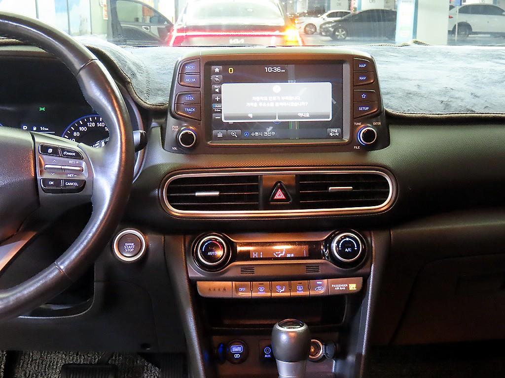 HYUNDAI Kona - Vista 11