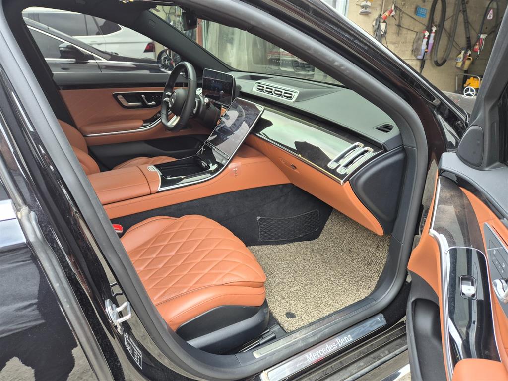 Mercedes Benz S Class - Vista 11