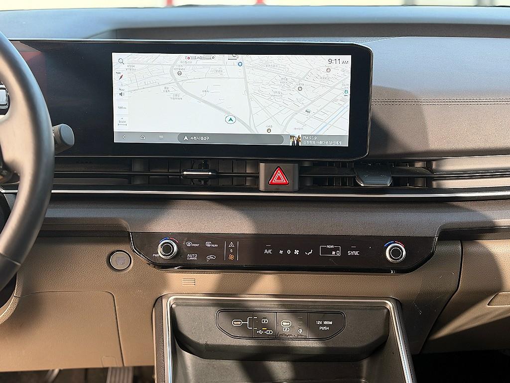 KIA Carnival - Vista 9