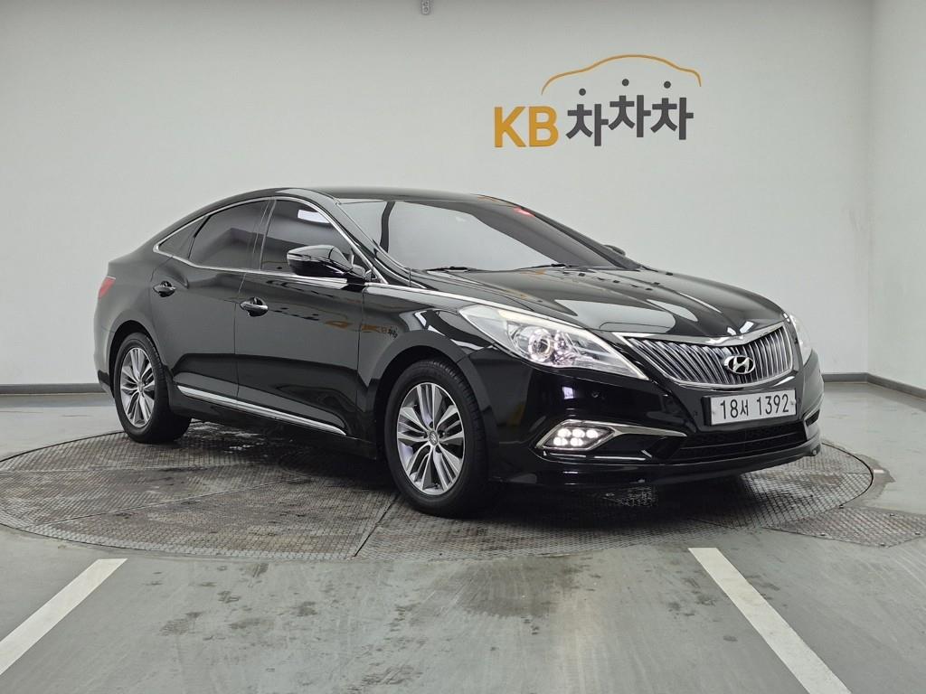 HYUNDAI Grandeur - Vista 2