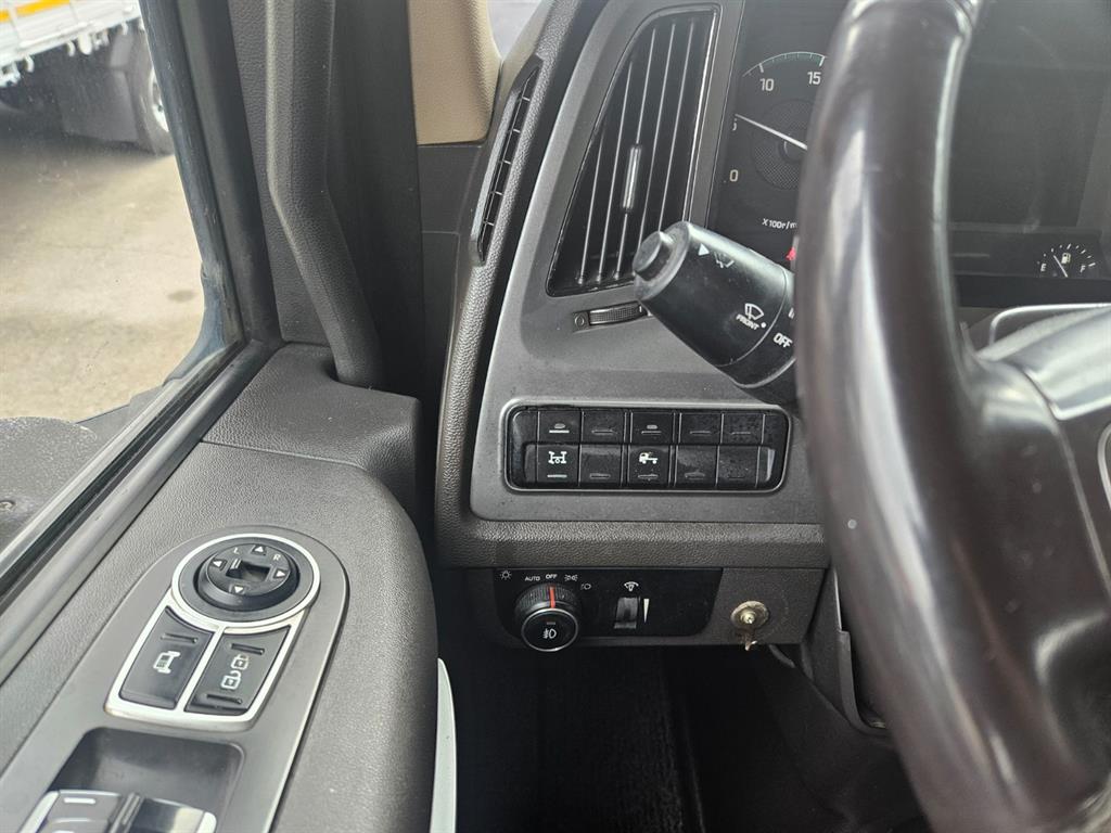 medium and large cargo apChoukJingae 2018 Verde - Importación desde Corea - HF Imports Iquique - Foto 13