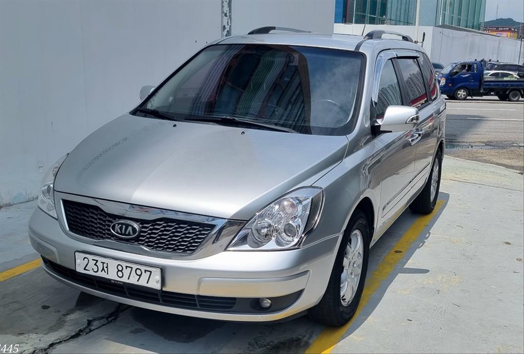 KIA Carnival - Vista 7