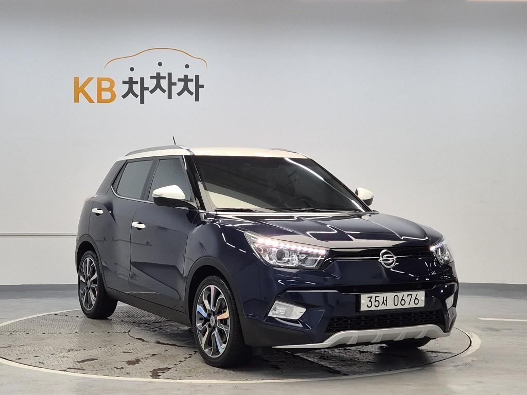 Ssangyong Tivoli - Vista 4