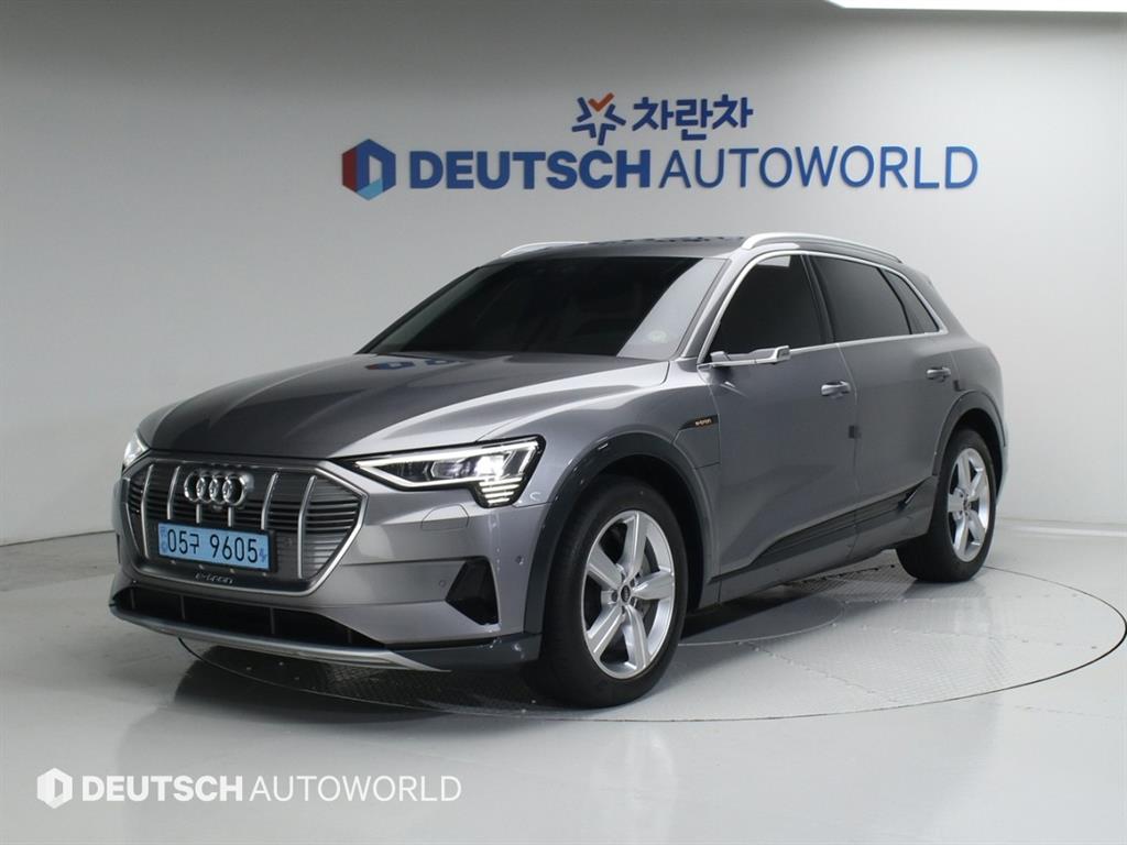 Audi e-Tron 2021 Gris - Importación desde Corea - HF Imports Iquique - Foto 1