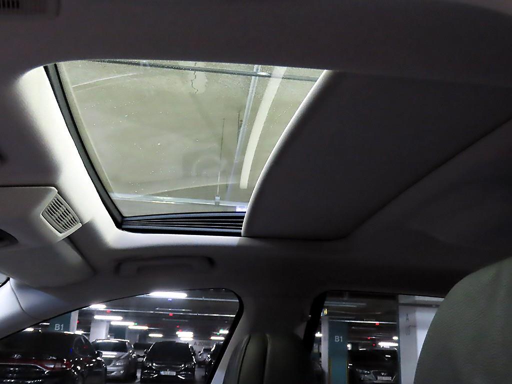 BMW 7 Series 2010 Negro - Importación desde Corea - HF Imports Iquique - Foto 17