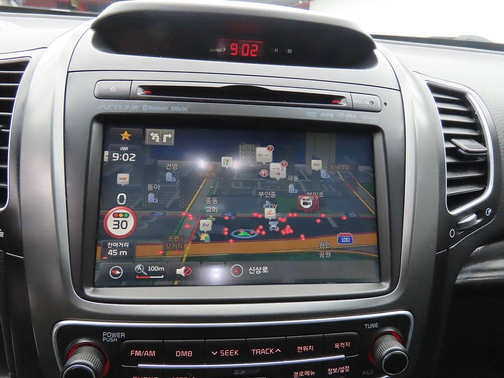 KIA Sorento - Vista 10