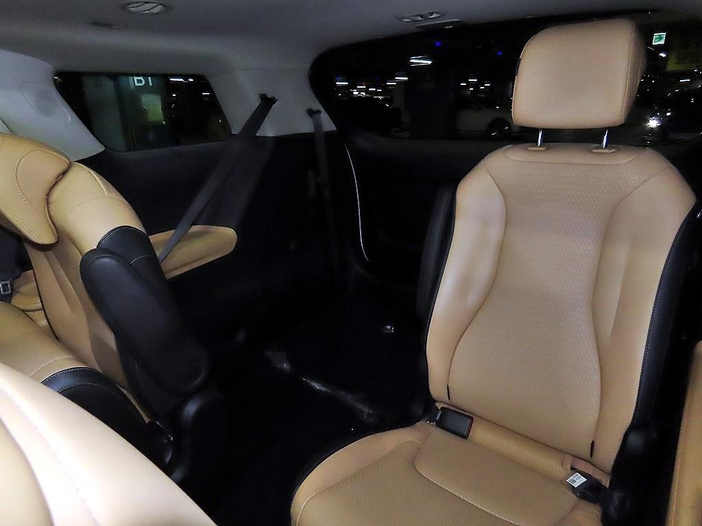 KIA Carnival 2022 the color of pearl - Importación desde Corea - HF Imports Iquique - Foto 16