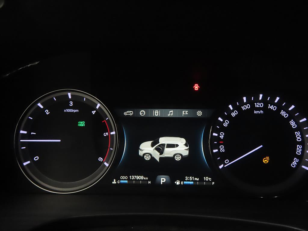 Ssangyong Rexton - Vista 9