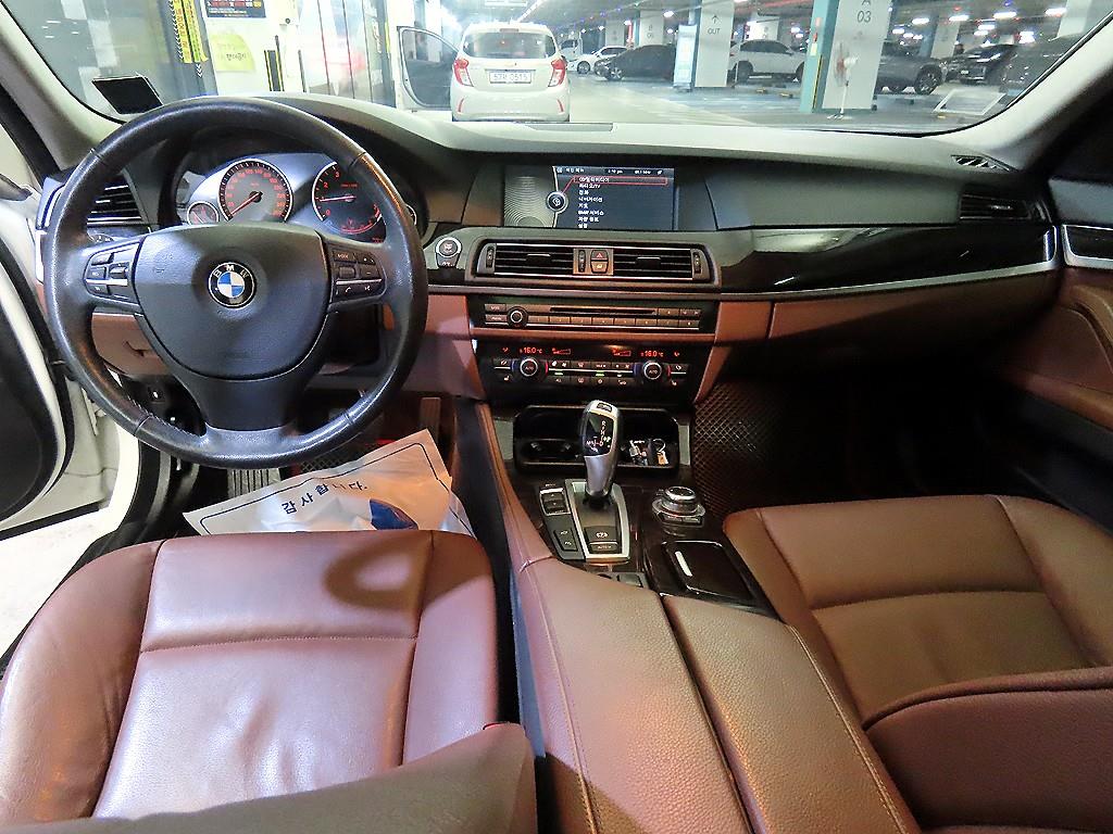 BMW 5 Series - Vista 10