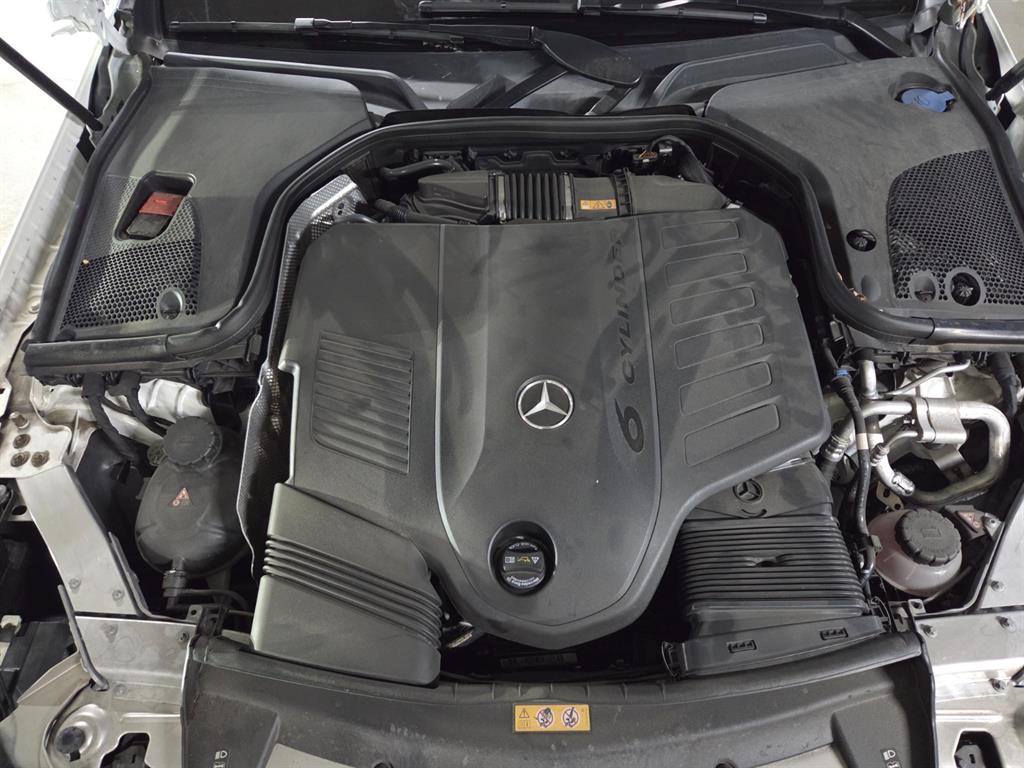 Mercedes Benz CLS Class 2023 Blanco - Importación desde Corea - HF Imports Iquique - Foto 20