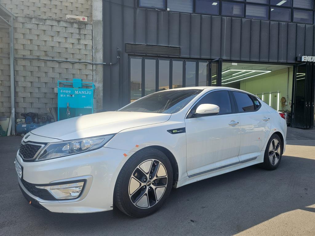 KIA K5 2013 Blanco - Importación desde Corea - HF Imports Iquique - Foto 1