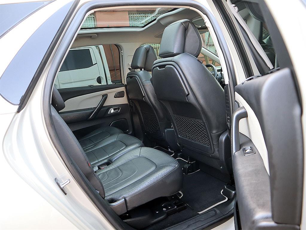 Citroen C4 2017 Amarillo - Importación desde Corea - HF Imports Iquique - Foto 12