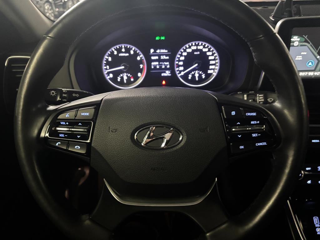 HYUNDAI Grandeur - Vista 7