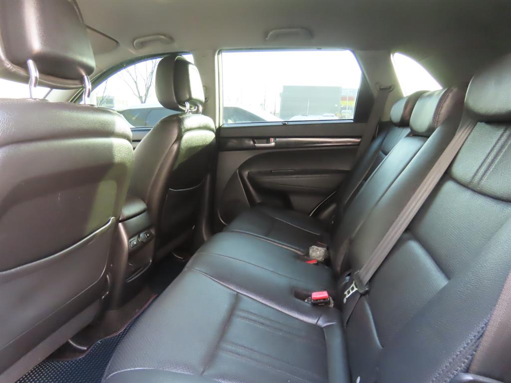 KIA Sorento - Vista 11
