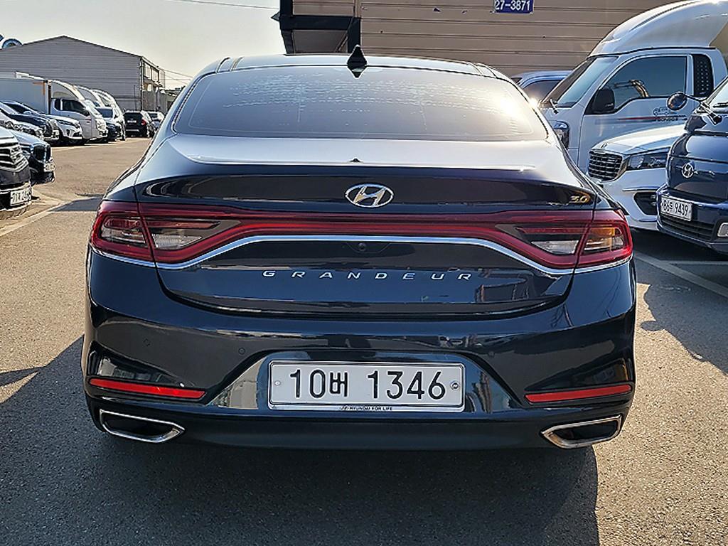 HYUNDAI Grandeur - Vista 3