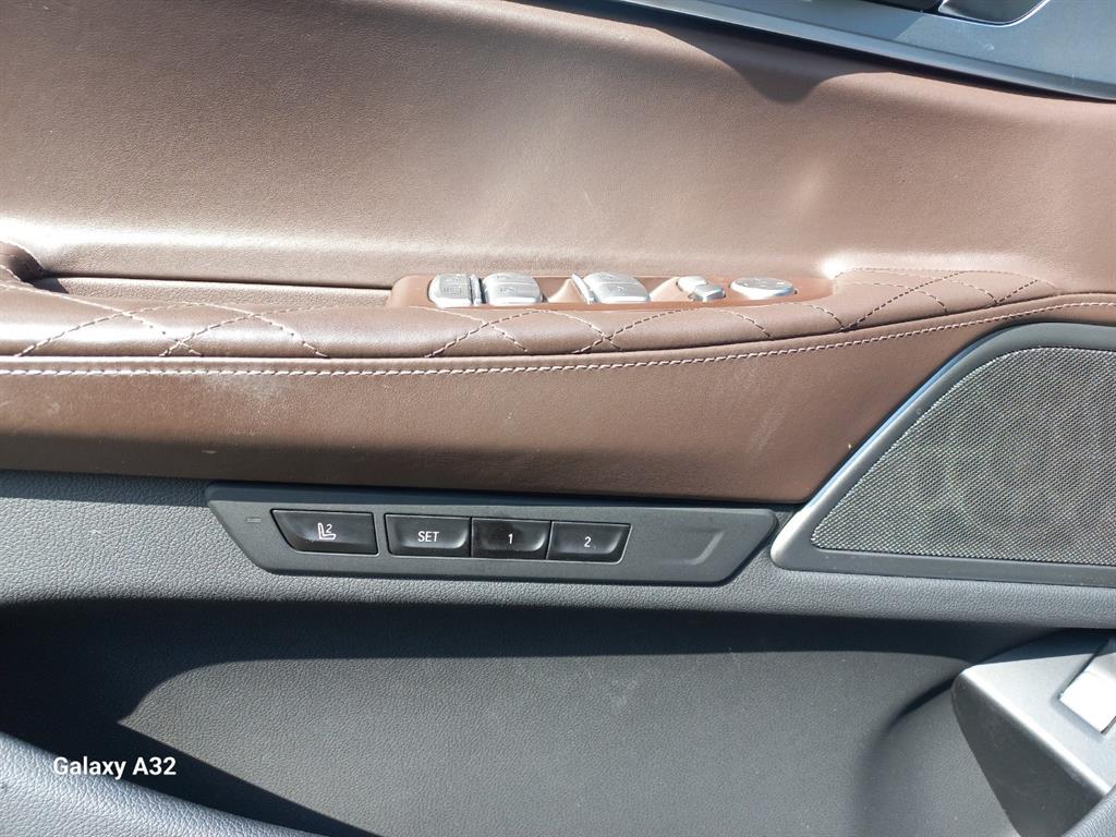 BMW 7 Series - Vista 6