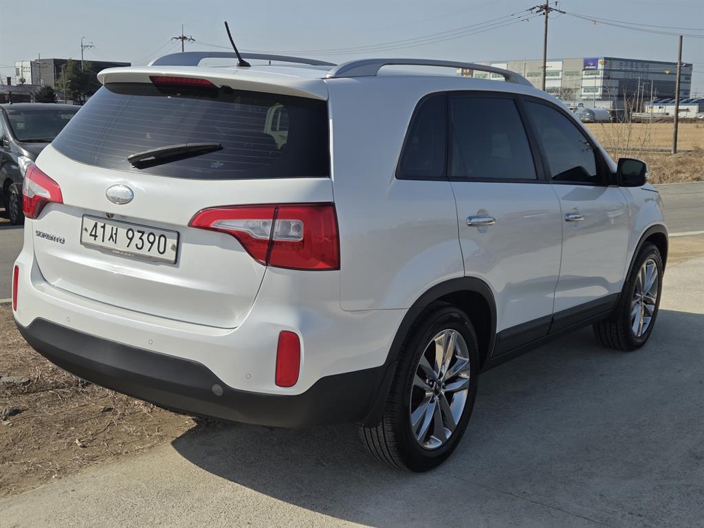 KIA Sorento - Vista 4
