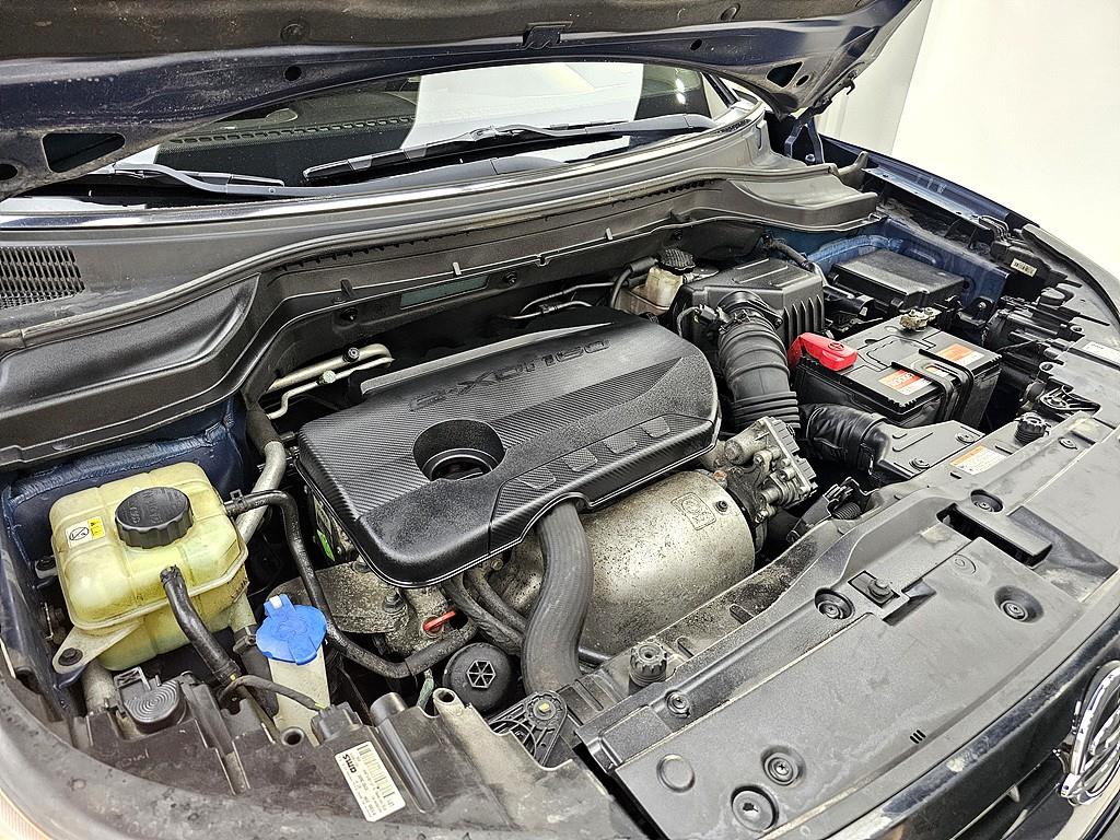 Ssangyong Tivoli - Vista 6