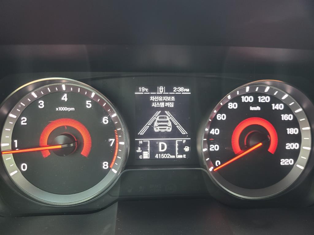 Ssangyong Tivoli - Vista 5