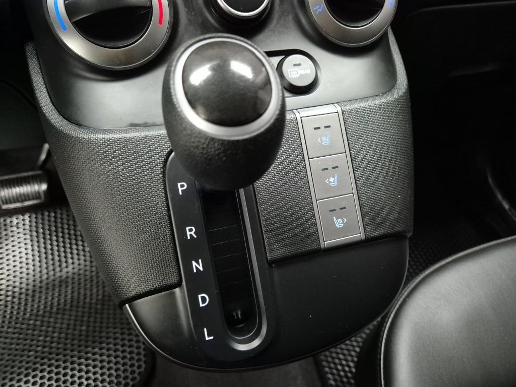 HYUNDAI Casper - Vista 8