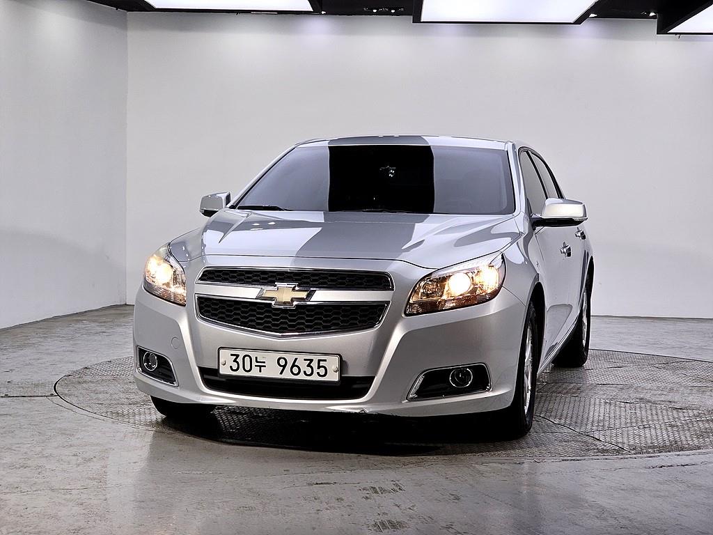Chevrolet Malibu - Vista 2