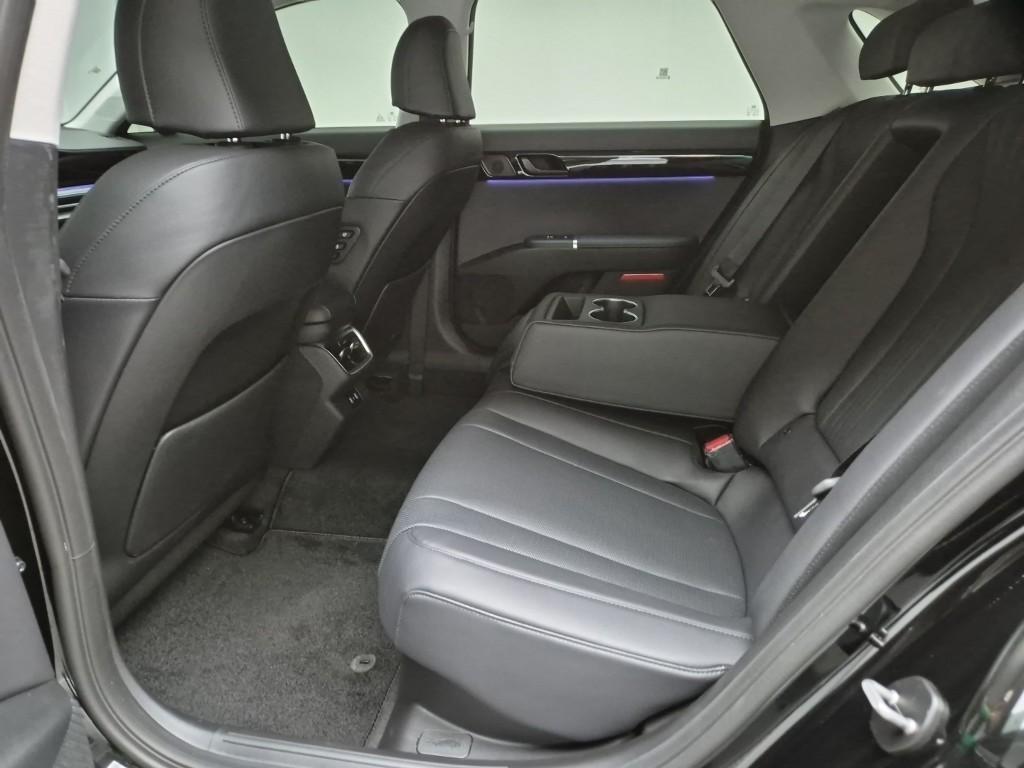 HYUNDAI Grandeur - Vista 9