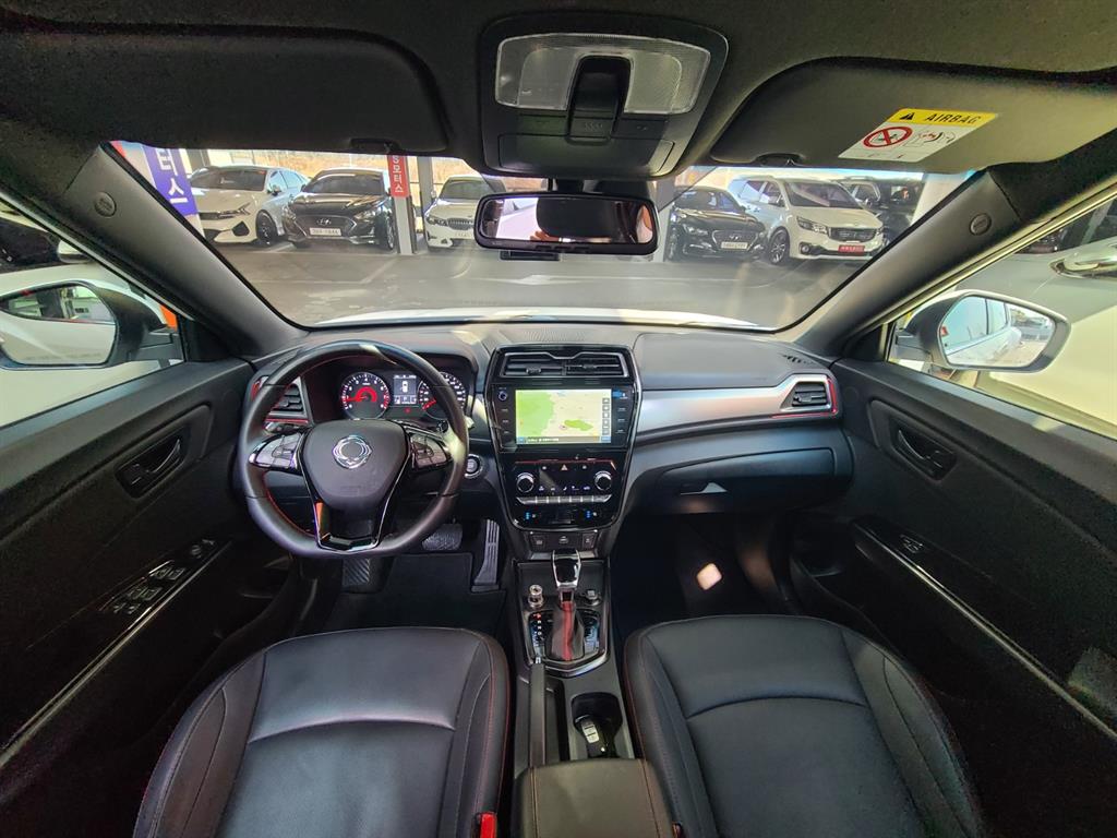 Ssangyong Tivoli - Vista 6