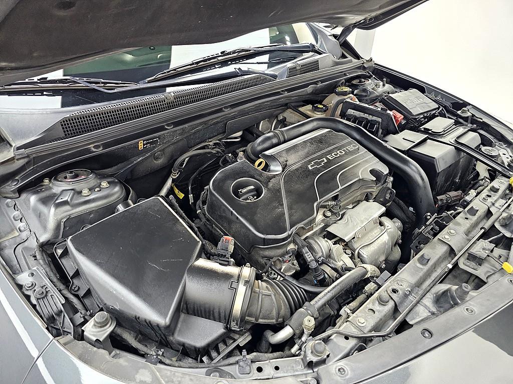 Chevrolet Malibu - Vista 6