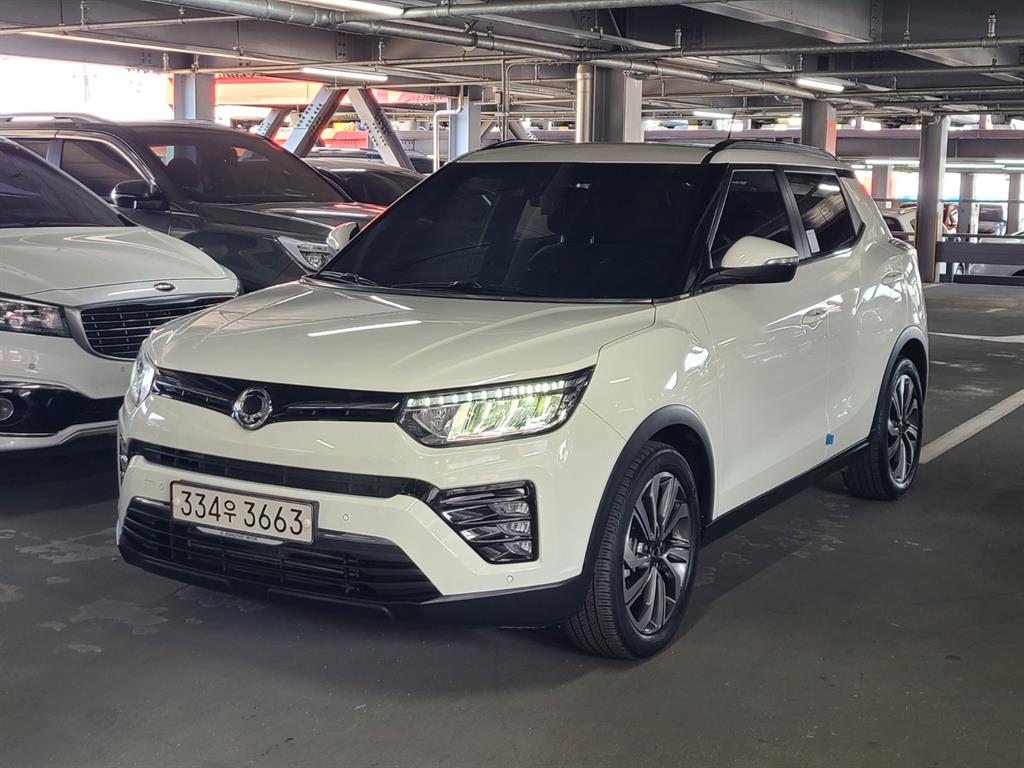 Ssangyong Tivoli 2021 Blanco - Importación desde Corea - HF Imports Iquique - Foto 1