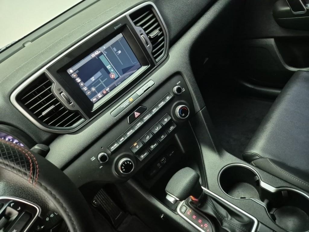 KIA Sportage - Vista 8