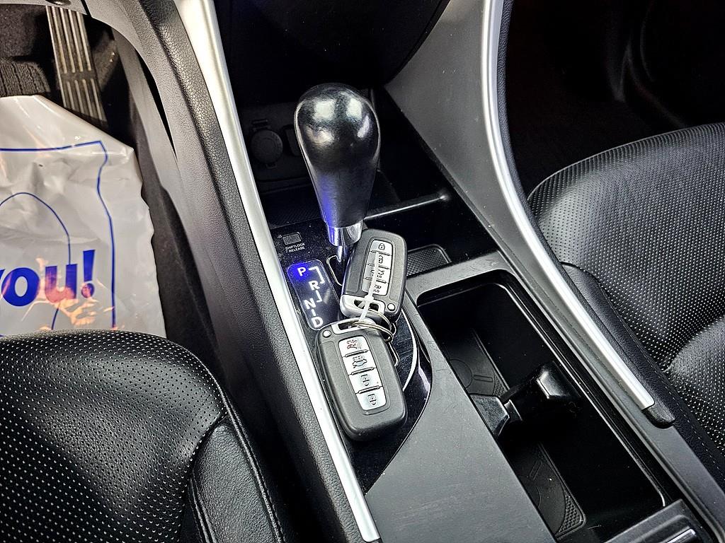 HYUNDAI Sonata 2010 Negro - Importación desde Corea - HF Imports Iquique - Foto 16