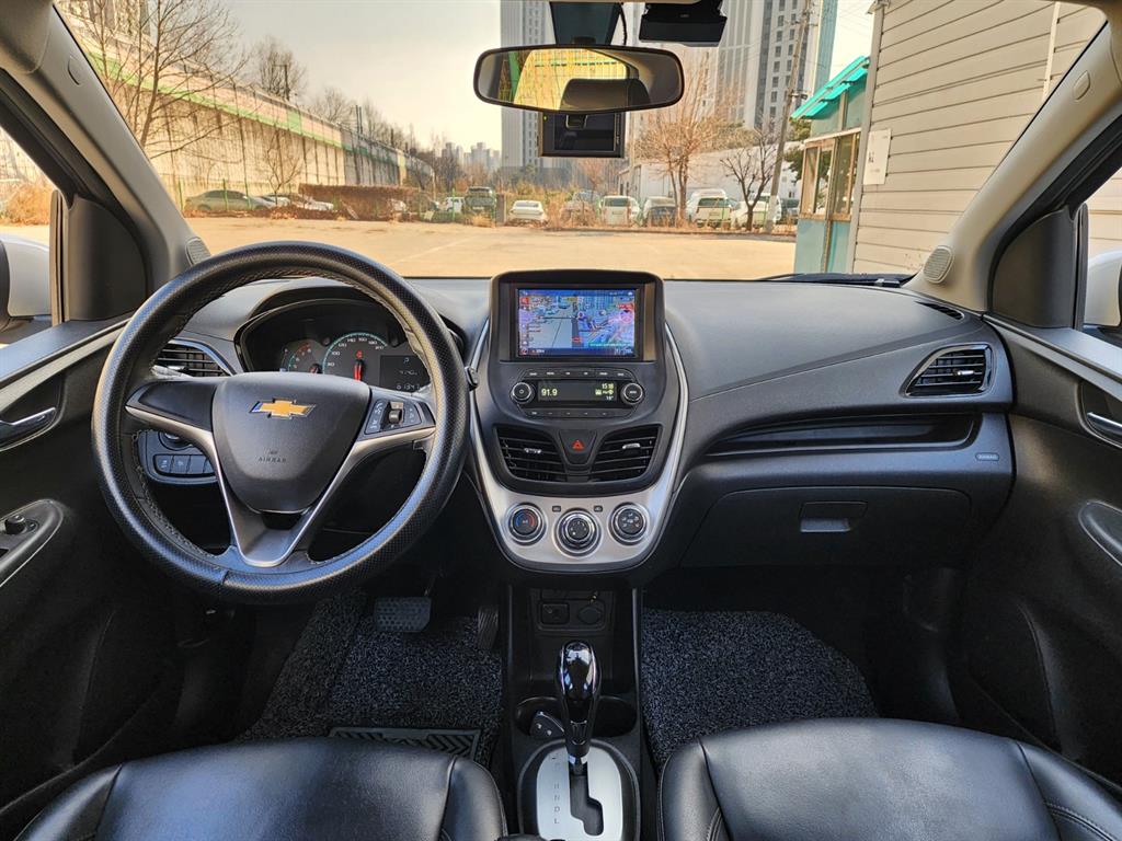 Chevrolet Spark - Vista 5