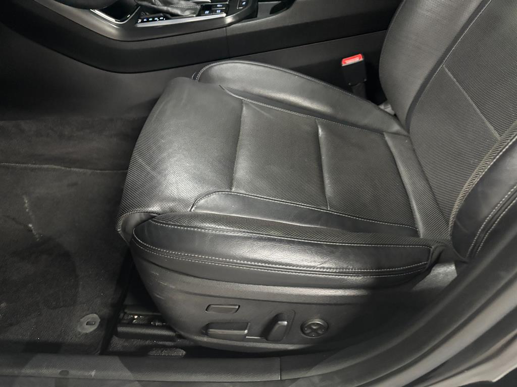 HYUNDAI Grandeur - Vista 10