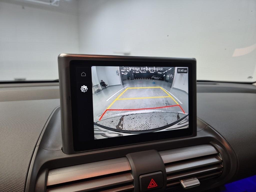 HYUNDAI Casper - Vista 5