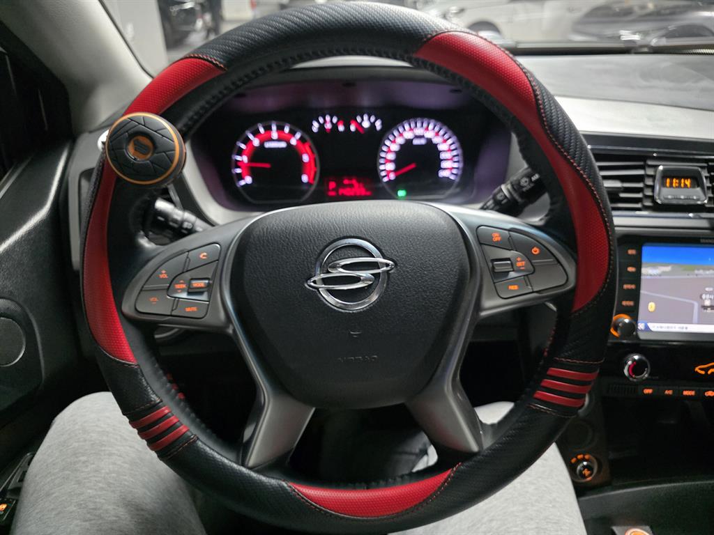 Ssangyong Korando - Vista 11