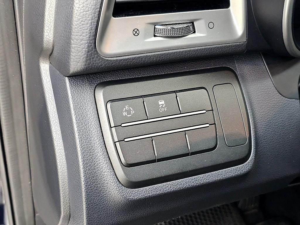 Ssangyong Tivoli 2016 Azul - Importación desde Corea - HF Imports Iquique - Foto 13