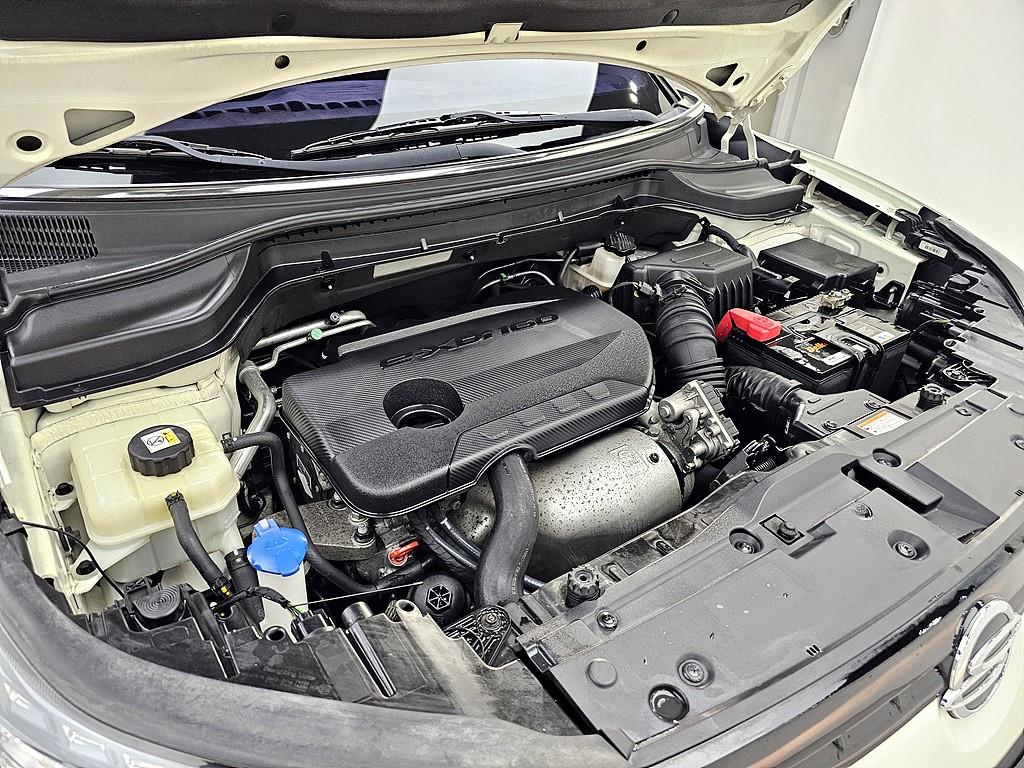 Ssangyong Tivoli - Vista 6