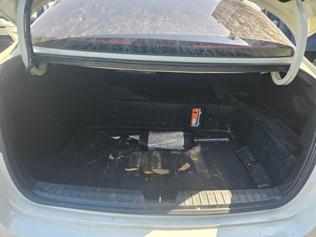 KIA K5 2013 Blanco - Importación desde Corea - HF Imports Iquique - Foto 17