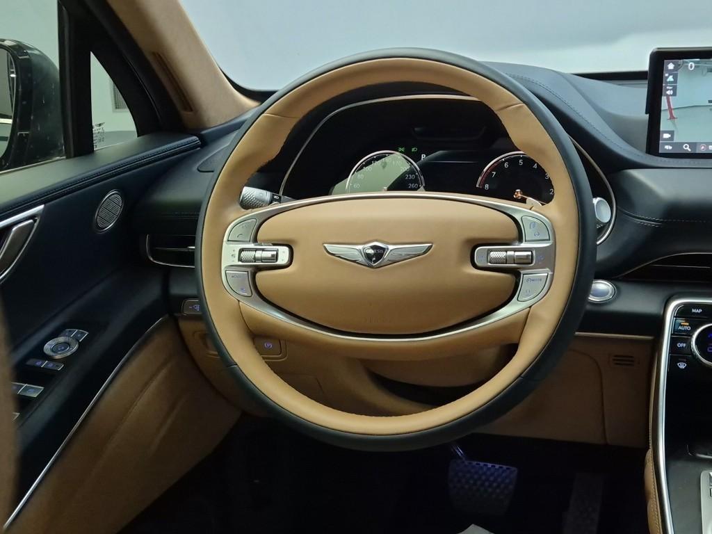 Genesis GV80 - Vista 9