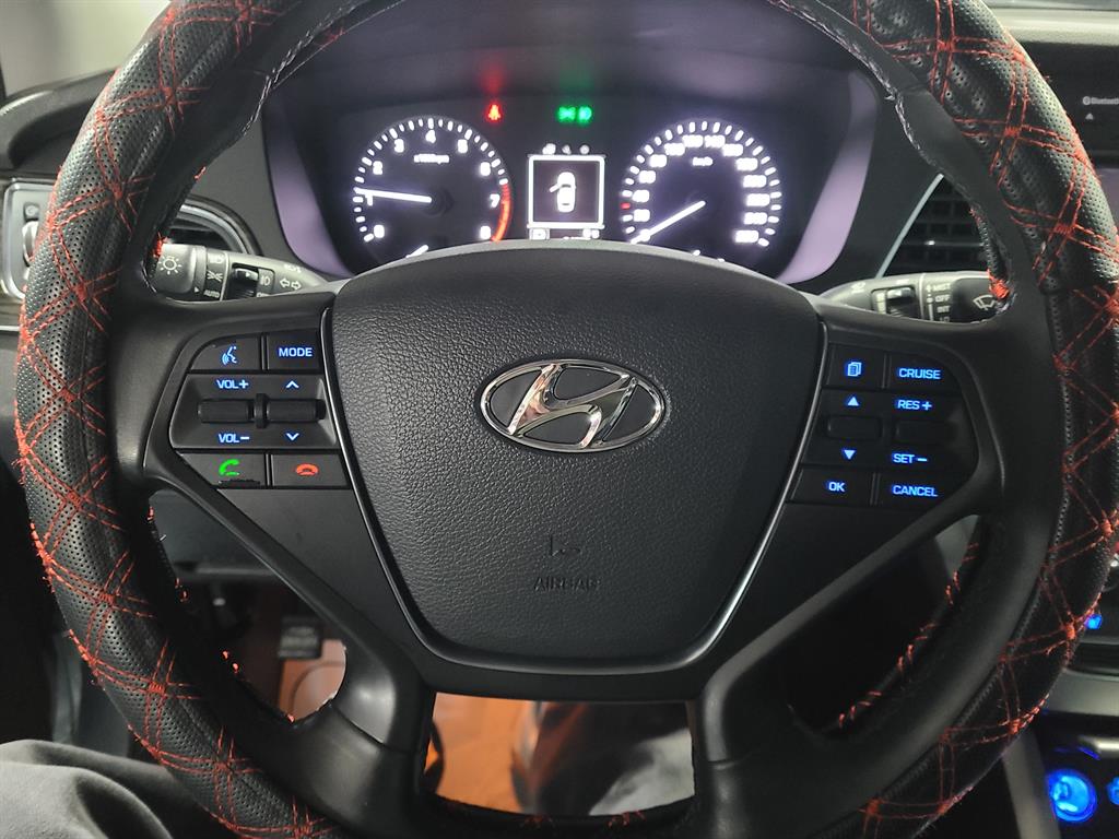 HYUNDAI Sonata - Vista 6