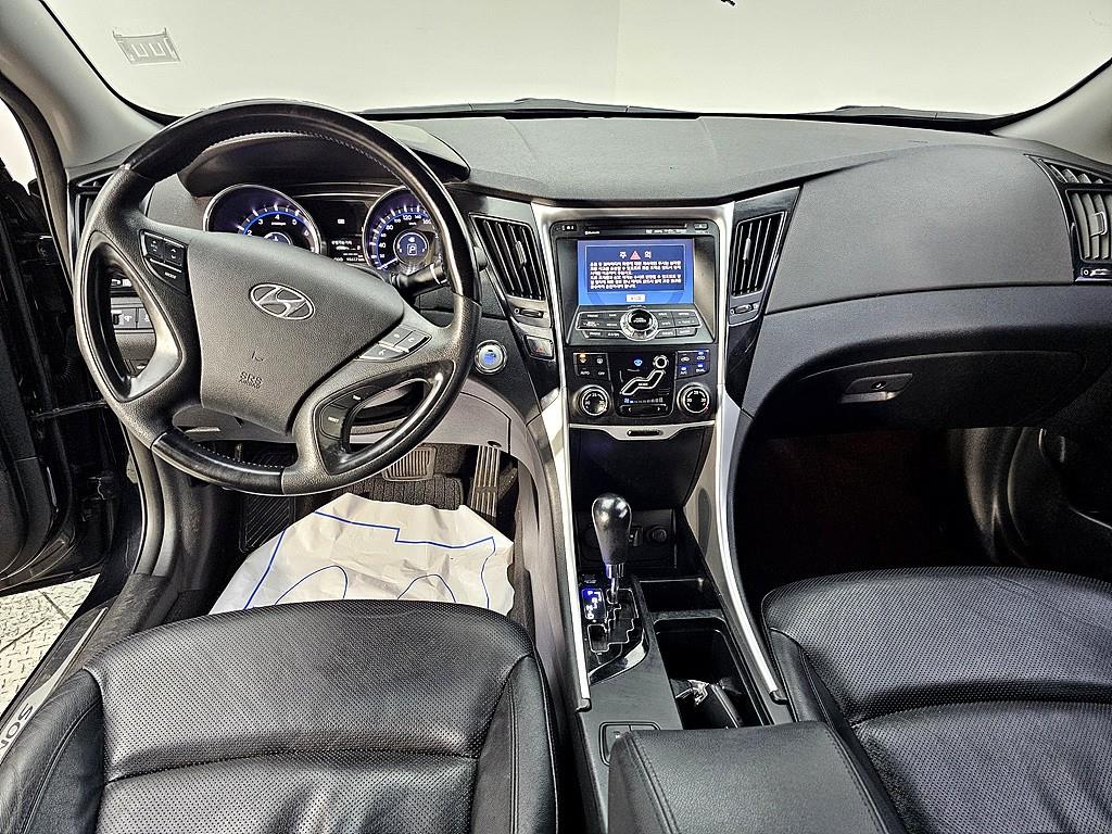 HYUNDAI Sonata - Vista 5