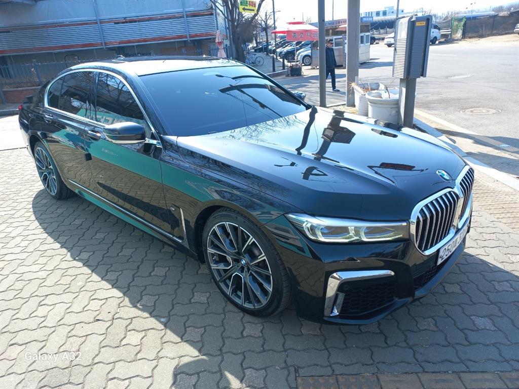 BMW 7 Series - Vista 2