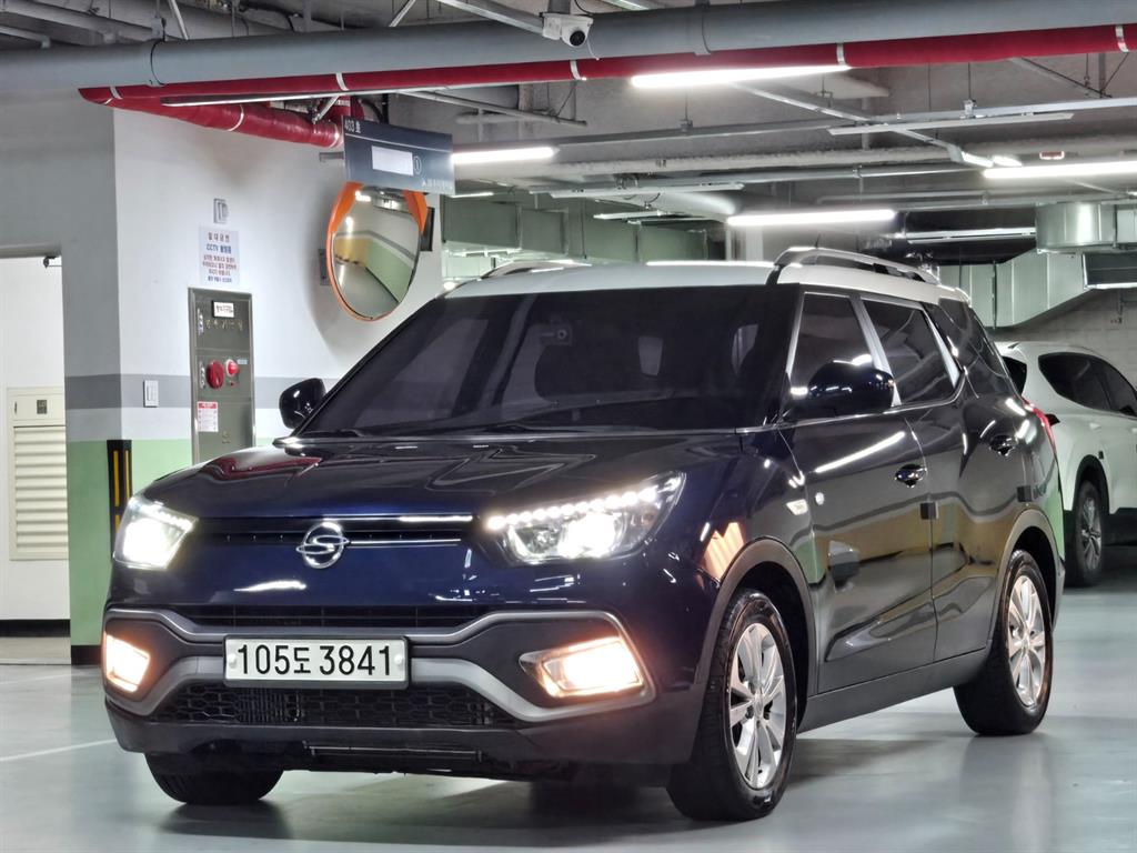 Ssangyong Tivoli 2019 Azul - Importación desde Corea - HF Imports Iquique - Foto 1