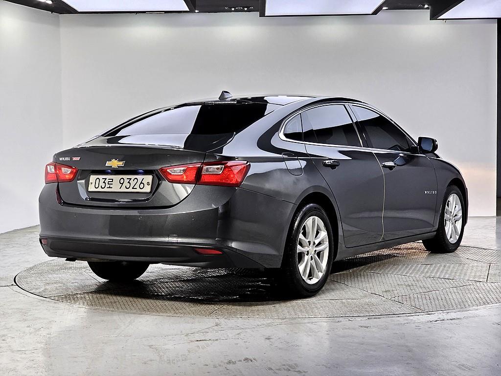 Chevrolet Malibu - Vista 4