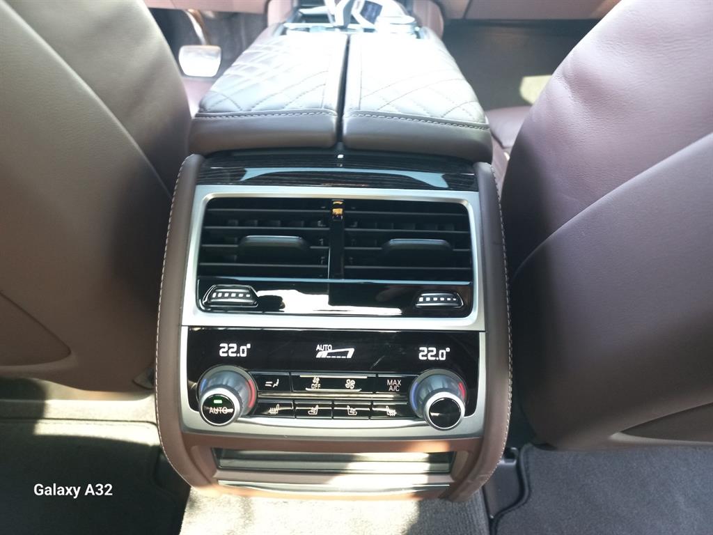 BMW 7 Series 2020 Negro - Importación desde Corea - HF Imports Iquique - Foto 13