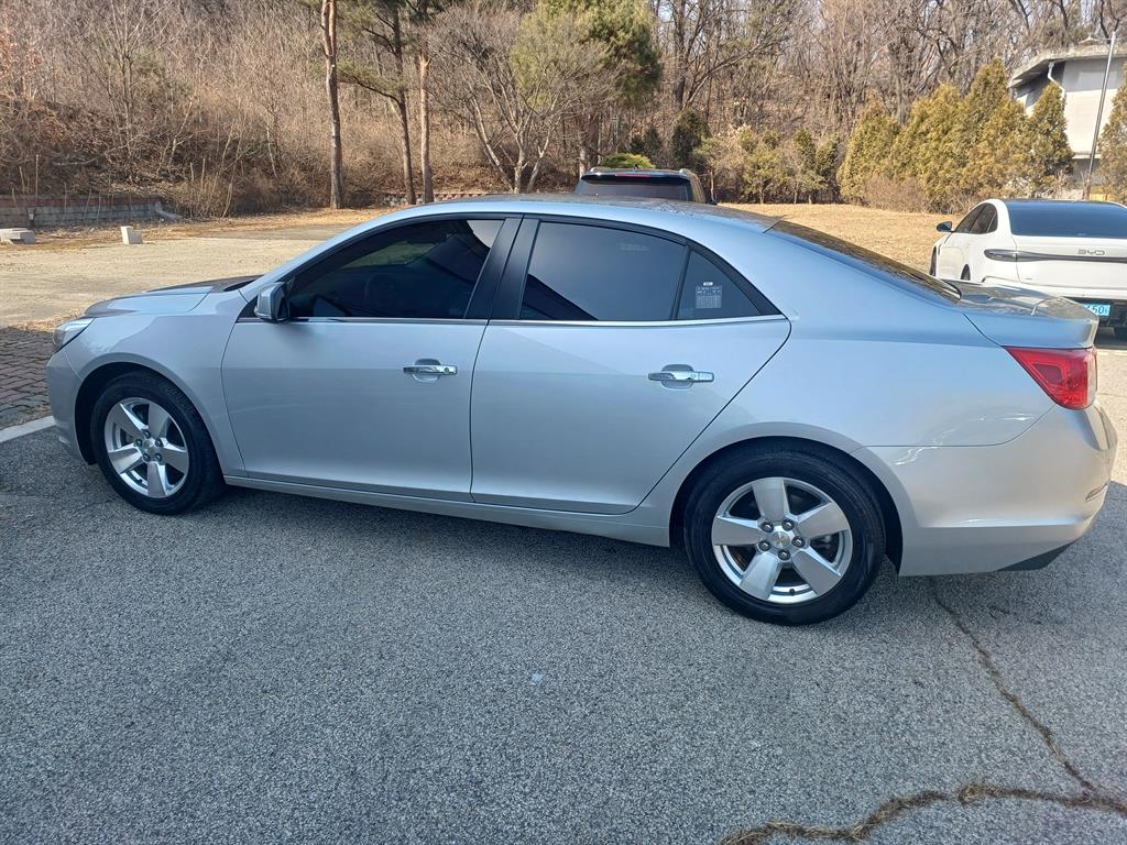 Chevrolet Malibu - Vista 9