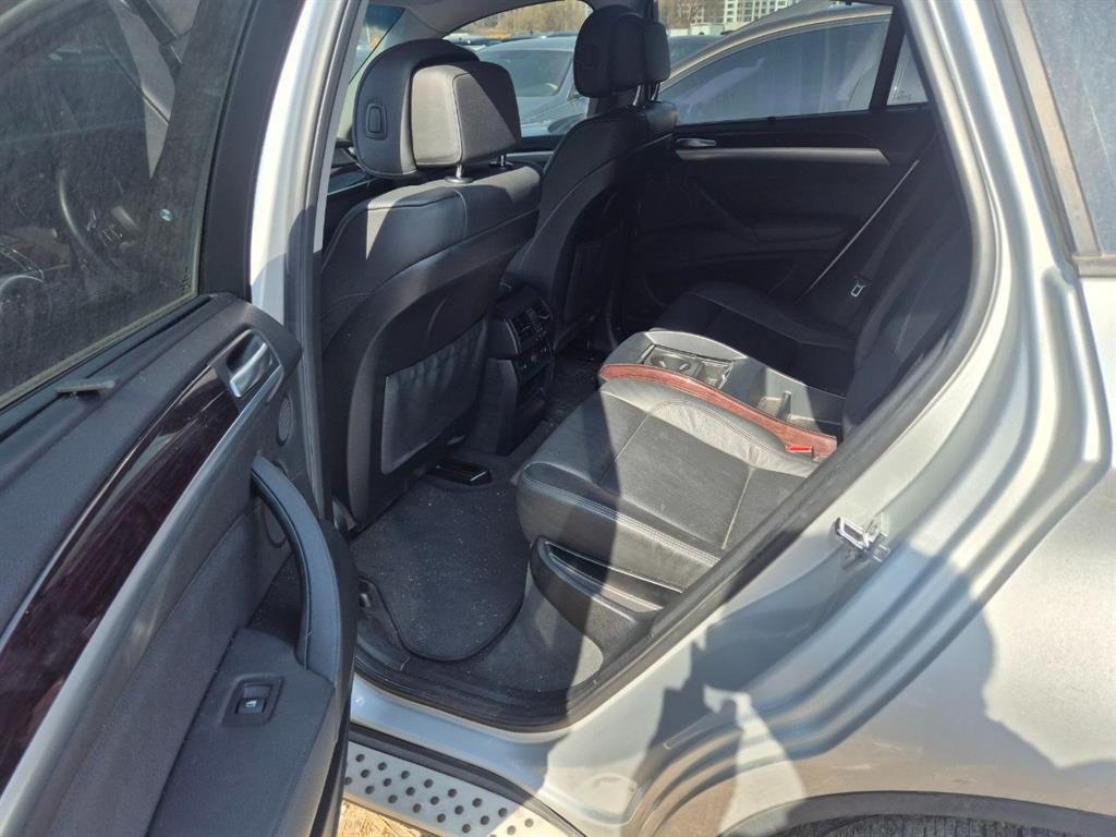 BMW X6 - Vista 11