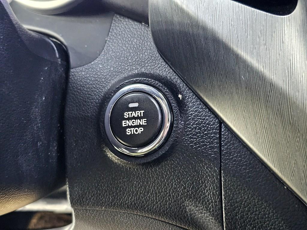 Ssangyong Tivoli 2018 Blanco - Importación desde Corea - HF Imports Iquique - Foto 13